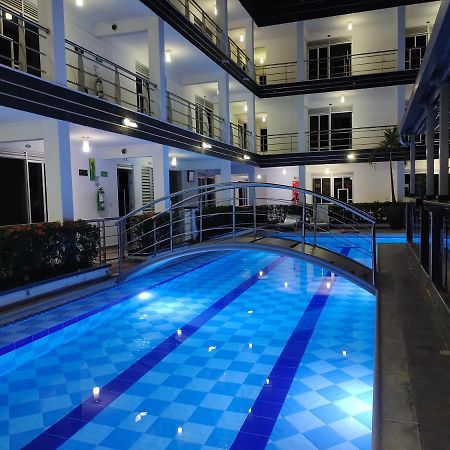 Confort Plaza Hotel Βιλιαβισένσιο Εξωτερικό φωτογραφία