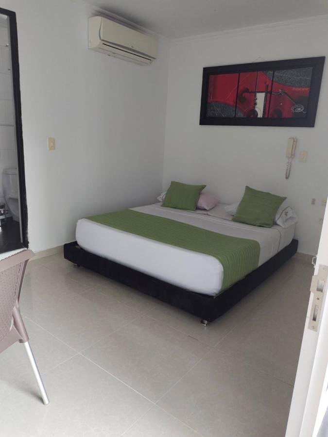 Confort Plaza Hotel Βιλιαβισένσιο Εξωτερικό φωτογραφία