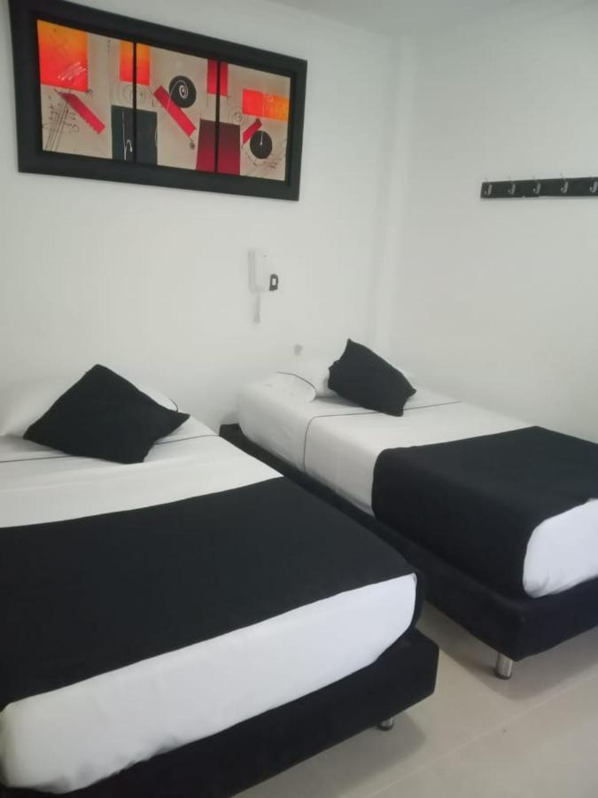 Confort Plaza Hotel Βιλιαβισένσιο Εξωτερικό φωτογραφία